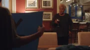 Dr. Loretta Wade (CCH Pounder, r.)