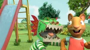 Pip und Posy spielen ein Drachenspiel, bei dem Pip seine Freundin Posy jagen darf.