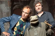 Olaf Schubert (l.), Echse (Mitte),  Michael Hatzius (r.)