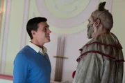 Ist Twisty der Clown (John Carroll Lynch, r.) wirklich der richtige neue Freund für den verwöhnten Dandy (Finn Wittrock, l.)?