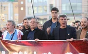 Die erneute Wahl Putins zum Präsidenten wird von heftigen Protesten der Bevölkerung, begleitet. Oppositionsführer und scharfer Kritiker Putins ist Boris Nemtsov, der drei Jahre später in Moskau erschossen wird.
