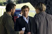 L-R: Matthew Gold (Troy Ruptash), Patrick (Simon Baker) und Carson (Paul David Story)