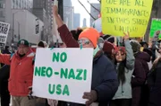 Proteste gegen Donald Trump und seine Regierung. Ist der Umbau, den er vornimmt, ein „Putsch von innen“, wie Kritiker sagen?