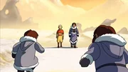 Aang (l.)
