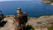 Nur wenige Urlaubsgäste, die Elba besuchen, wissen, dass hier bis in die 1980er Jahre Eisenerz abgebaut wurde. Tatsächlich befand sich hier im Osten der Insel die größte Grube Europas. Deshalb wurde Elba auch als das Ruhrgebiet Italiens bezeichnet.
