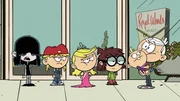 L-R: Lucy, Lana, Lola, Lisa, Lily, Lincoln