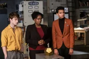 L-R: Craig (Daniel Radcliffe), Rosie (Lolly Adefope), Sanjay (Karan Soni)