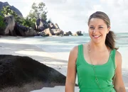 Moderatorin Wasiliki Goutziomitros auf den Seychellen