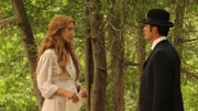 l-r : Irene Lindemann(Tricia Braun,l),Detective William Murdoch(Yannick Bisson,l)