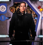 Commander Jeffrey Sinclair (Michael O’Hare).