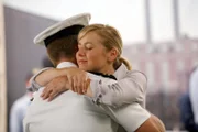 Casper Van Dien (Lt. Albright), Traylor Howard (Natalie Teeger).