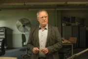 Der renommierte Dr. Harding (Harald Krassnitzer) wurde von der Leiterin der Kriminaldirektion als Profiler für die Serienmorde hinzugezogen.
