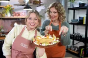 Zora Klipp (li) und Bettina Tietjen (re).