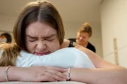 Chronische Krankheit Lipödem – Schmerzen, Bodyshaming und Unverständnis Marlou geht jede Woche in die Lymphdrainage, um ihre chronischen Schmerzen zu lindern.