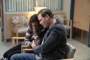 Grace Ryder (Sierra McClain, l.); Judd Ryder (Jim Parrack, r.)