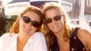 Nicole Brown Simpson (r.)