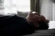 Edward (Tom Hollander)