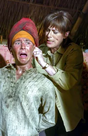 Justin Berfield (Reese), Jane Kaczmarek (Lois).