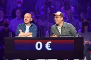 Rateteam-Kapitän Bernhard Hoëcker (l.) und der Fernsehkoch Mario Kotaska (r.) bilden ein Rateteam.