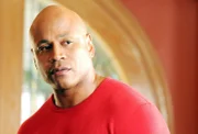 Der Programmierer eines geheimen Programms für die Abwehr von Cyberangriffen wird entführt. Sam (LL Cool J) und seine Kollegen des NCIS arbeiten mit dem NSA zusammen, um ihn zu finden und weitere Angriffe zu verhindern.