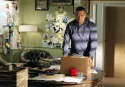 Nach dem Fund einer weiteren Frauenleiche wird ausgerechnet Ray Langston (Laurence Fishburne) vom Ehemann des Opfers beschuldigt, mit Dr. Jekyll zusammenzuarbeiten...  +++