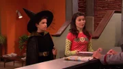 L-R: Freddie Benson (Nathan Kress), Carly Shay (Miranda Cosgrove)