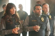 Victoria Sands (Grace Palmer) und Amit Patel (Ravi Patel)