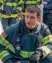 Evan "Buck" Buckley (Oliver Stark)