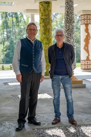 Georg Ried und der Pollinger Künstler Bernd Zimmer (Stoa169).