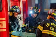 9-1-1: Aisha Hinds (Center) in the “In a Flash” episode of 9-1-1 airing Monday, March 6 (8:00-9:01 PM ET/PT) on FOX.