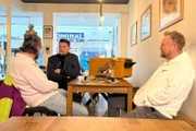 Philipp Vogel (l.), Tim Mälzer, Sascha Stemberg