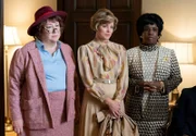 L-R: Bella Abzug(Margo Martindale), Jill Ruckelshaus (Elizabeth Banks), Shirley Chisholm(Uzo Aduba)