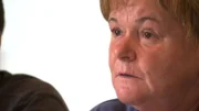 Ist ihr eigener Sohn wirklich Mittäter der brutalen Babymörderin Gertraud Arzberger? Die Mutter von Johannes Genser kann es nicht glauben - er wurde ohne Beweise zu 15 Jahren Haft verurteilt ...; Ist ihr eigener Sohn wirklich Mittäter der brutalen Babymörderin Gertraud Arzberger? Die Mutter von Johannes Genser kann es nicht glauben - er wurde ohne Beweise zu 15 Jahren Haft verurteilt ...