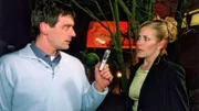 Britta (Stefanie Japp) will beweisen, dass Hendrik (Ulrich Drewes) der Unfallverursacher war und hat ihr Gespräch mit einem Diktiergerät aufgenommen. Hendrik gesteht zwar alles, nimmt ihr aber das Gerät ab und zerstört das Band...