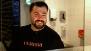 Gastronom Mehmet Ali während des Tagesgeschäfts.   +++ Die Verwendung des sendungsbezogenen Materials ist nur mit dem Hinweis und Verlinkung auf RTL+ gestattet. +++