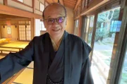 Küchenchef Masakuni Suzuki weiht in einem buddhistischen Tempel in die Geheimnisse der japanischen Kaiseki-Küche ein
