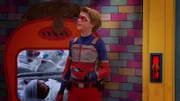 Henry Hart (Jace Norman)