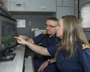 Ken White (l.); Niamh Fahy (r.)