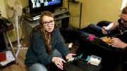 Lea (18) und Renee aus Hessen wollen in eine neue Wohnung ziehen und haben dabei hohe Ansprüche..