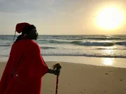 Arabischen Quellen zufolge soll der einstige Herrscher des Großreichs Mali, Abubakari II, eine Flotte von 2000 Schiffen ausgesandt haben. Historiker vermuten, dass die Seefahrer den Auftrag hatten, das unbekannte Land im Westen zu erobern.