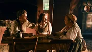 Stine und Andrees erinnern sich an das Lied der Regentrude - Andrees (Rafael Gareisen), Maren (Janina Fautz), Stine (Gabriela Maria Schmeide)
