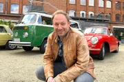 Das Eldorado für alle Oldtimer-Liebhaber: Tobias Kämmerer in der Klassikstadt Frankfurt.