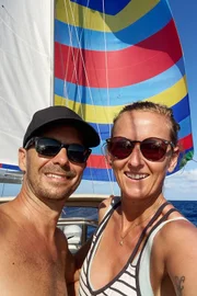 Der Schweizer Chris und die Deutsche Anne segeln seit vier Jahren durch die Karibik.