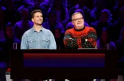 Rateteam-Kapitän Elton (r.) und der Schauspieler Tom Beck (l.) bilden ein Rateteam.