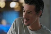 Julian Shea (Eric Balfour)