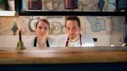 Sonja Baumann und Erik Scheffler am Pass, Schnittstelle zwischen Küche und Service. Sonja Baumann und Erik Scheffler am Pass, Schnittstelle zwischen Küche und Service.