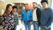 v.li.n.re.: Esra, Fatma, Otto Schulte, Zihni und Tolga