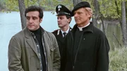 Capitano Flavio Anceschi (Flavio Insinna), Brigadiere Peitro Ghisoni (Pietro Pulcini), Don Matteo (Terence Hill) (v. l.)  Verwendung nur in Verbindung mit der Programmkommunikation. Jede andere Nutzung ist untersagt.; Capitano Flavio Anceschi (Flavio Insinna), Brigadiere Peitro Ghisoni (Pietro Pulcini), Don Matteo (Terence Hill) (v. l.)  Verwendung nur in Verbindung mit der Programmkommunikation. Jede andere Nutzung ist untersagt.
