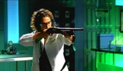 Um dem Täter auf die Spur zu kommen, rekonstruiert Detective Stella Bonasera (Melina Kanakaredes) den Tathergang.
