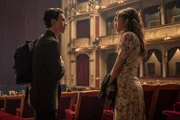 Peter (Tom Holland) hat ein Geschenk für MJ (Zendaya), doch jedes Mal, wenn er es ihr geben will, kommt etwas dazwischen.